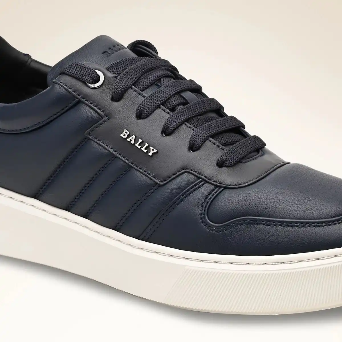 Maudo Leather Sneakers