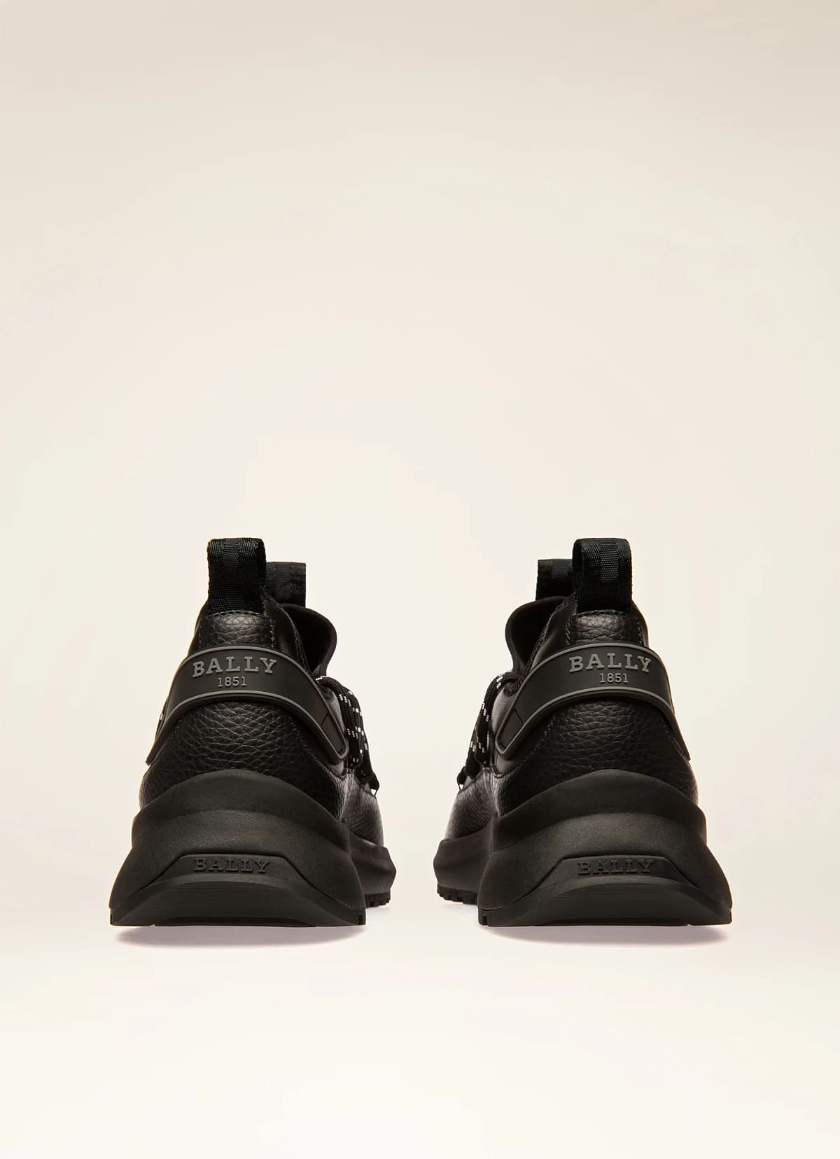 Delys Leather Sneakers