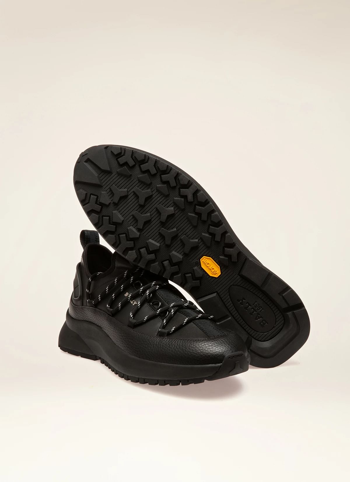 Delys Leather Sneakers