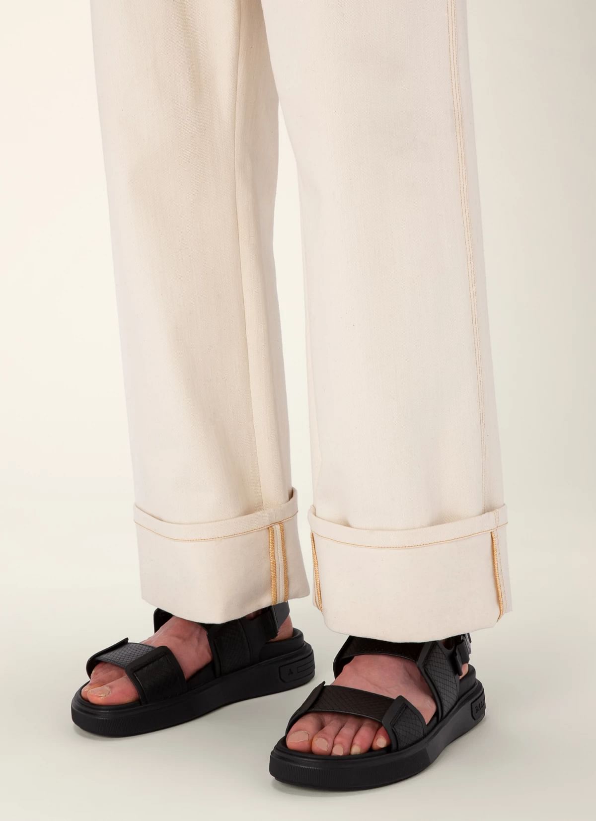 Jaron Leather Sandals