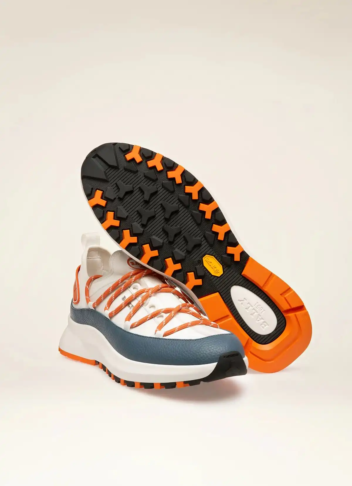 Delys Leather Sneakers