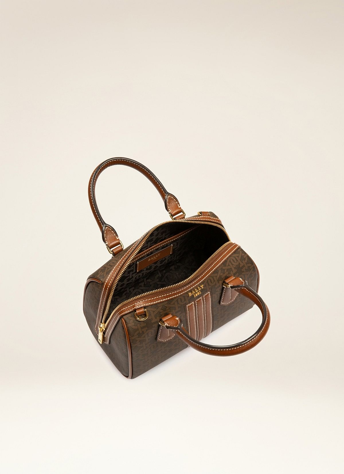 Devin Cross Body Bag