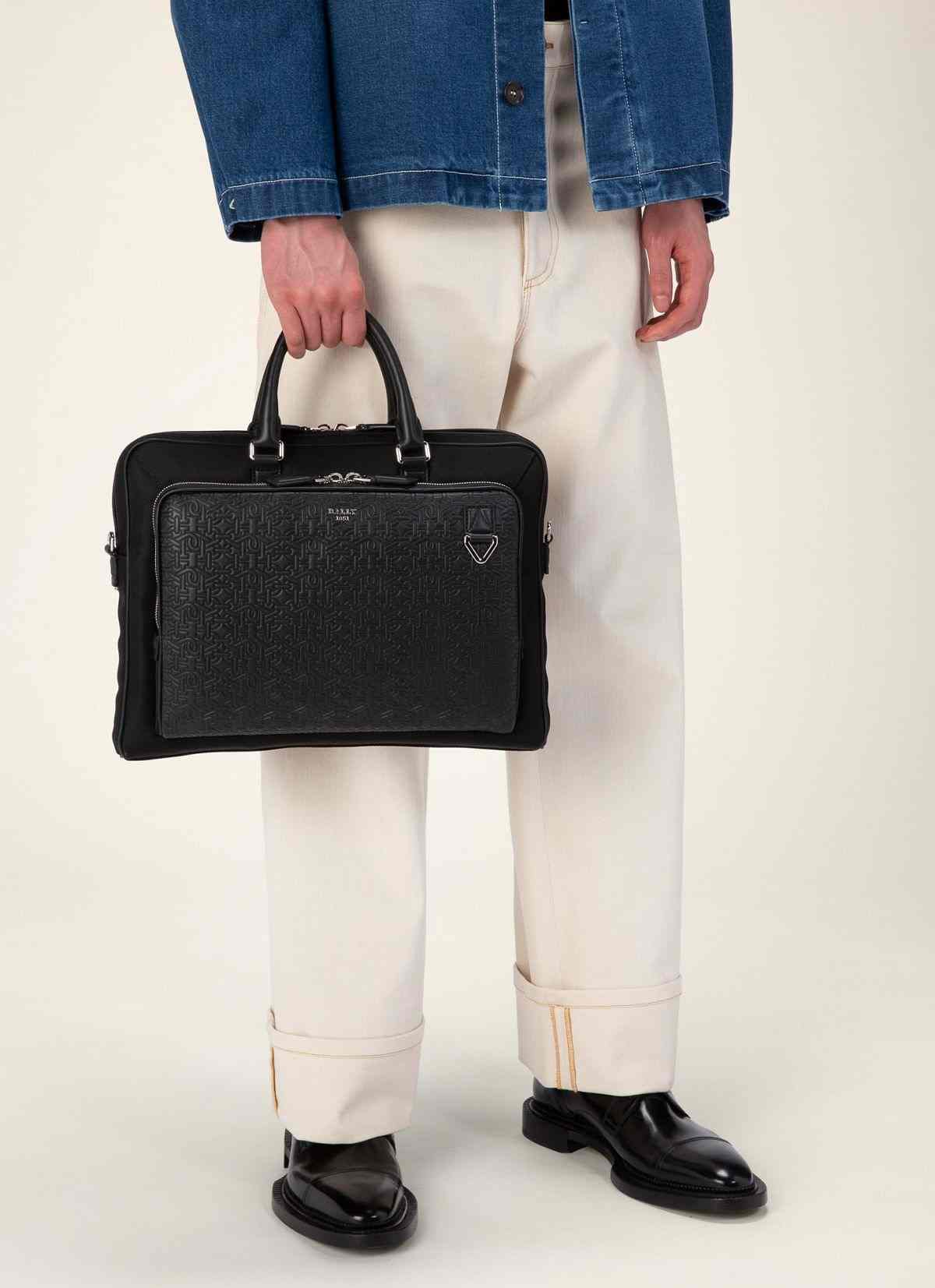Cahrl Nylon & Leather Beniness Bag In Black