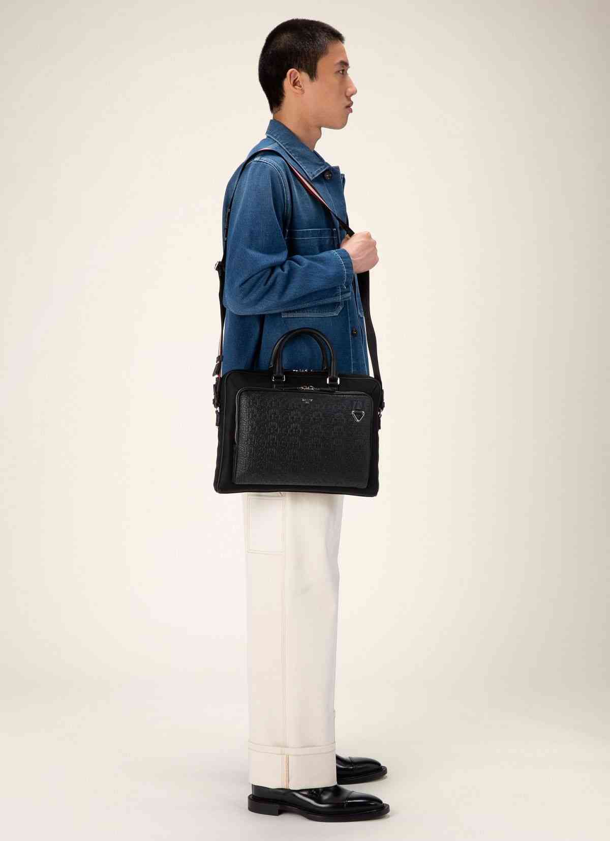 Cahrl Nylon & Leather Beniness Bag In Black