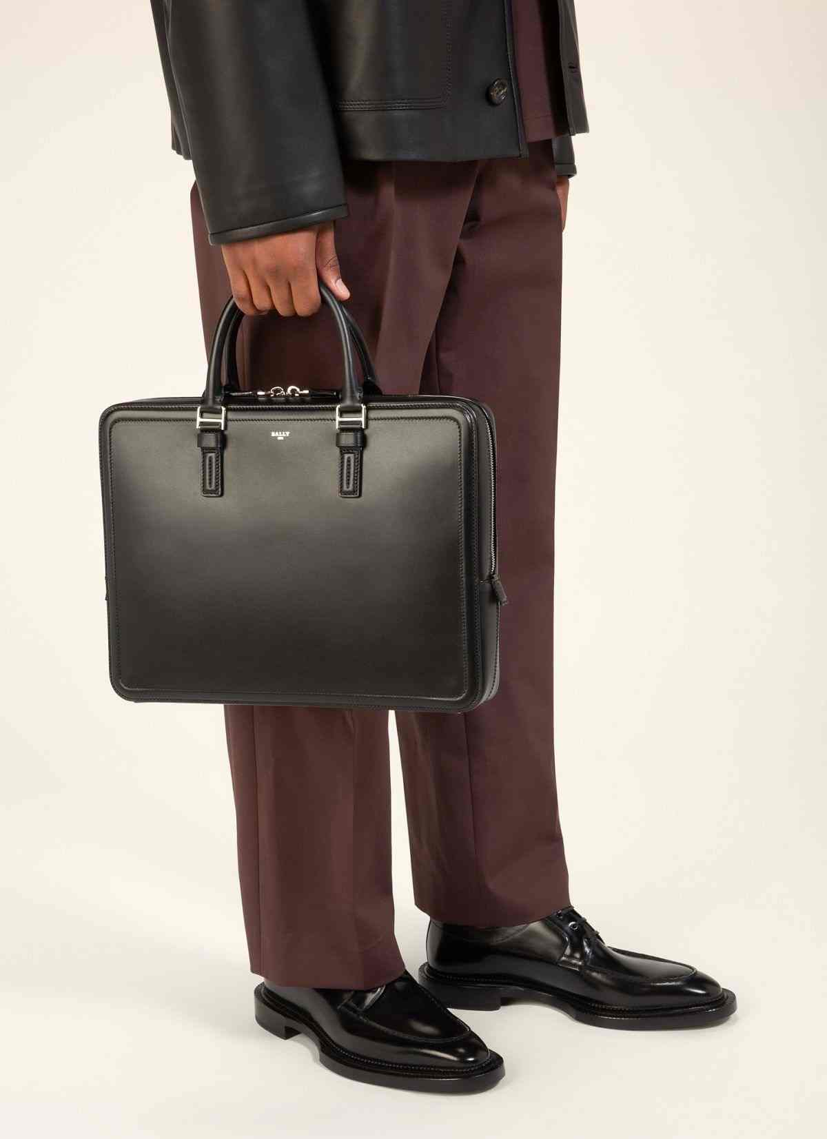 Sergy Leather Business Bag In Black