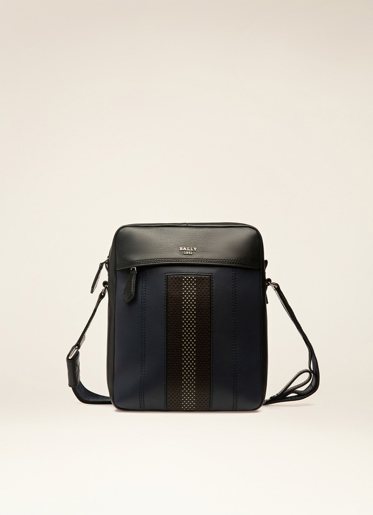Holm Cross Body Bag