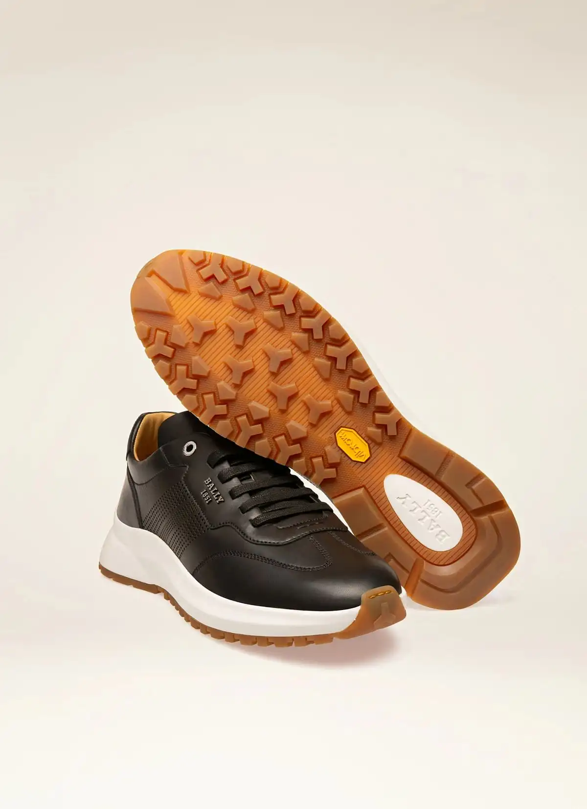 Davor Leather Sneakers