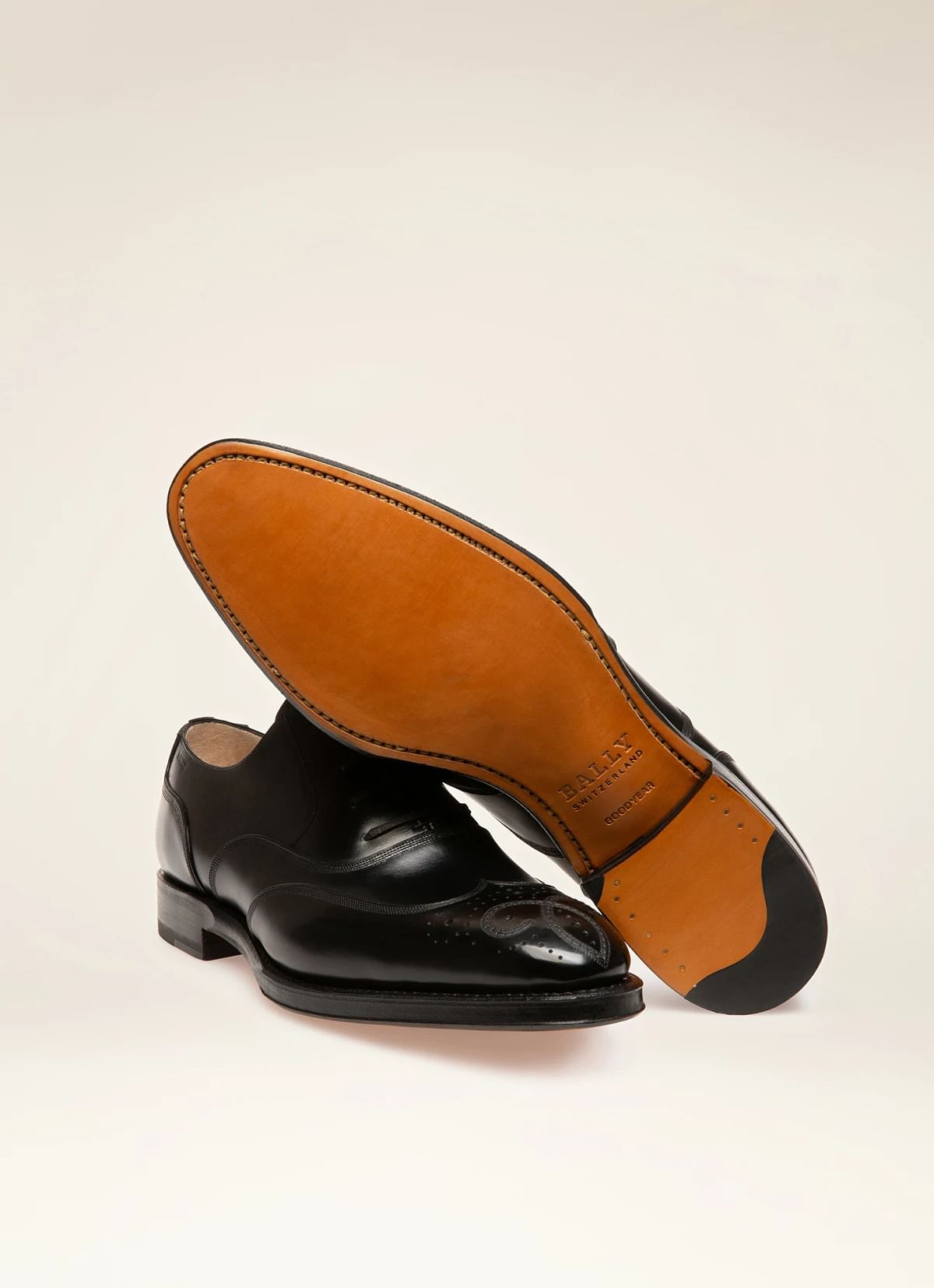 Scalibur Leather Lace-Ups