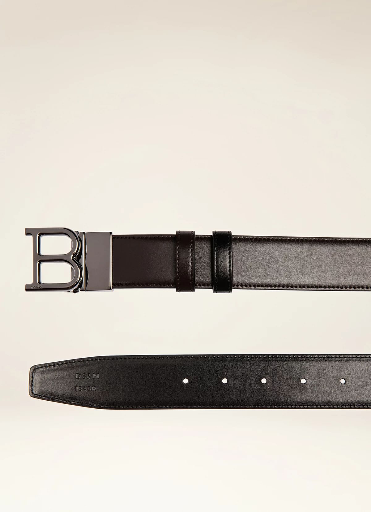 B 35 M Adjustable and Reversible Belt