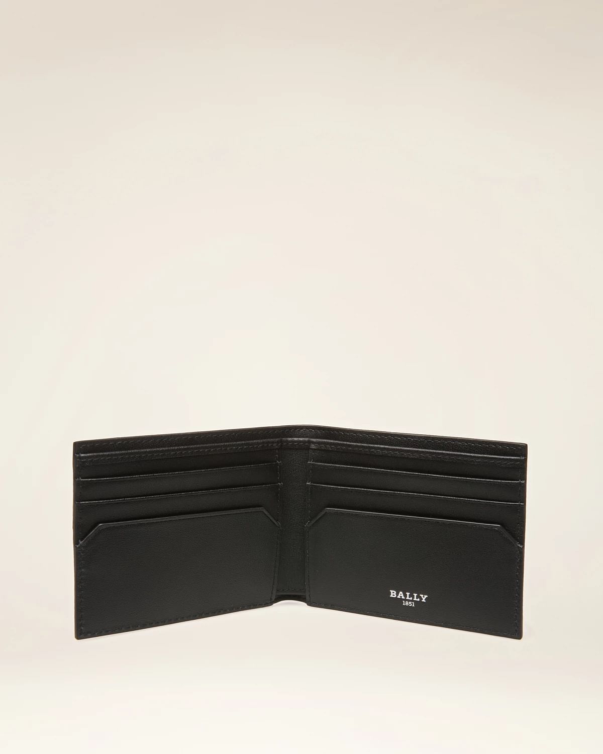 Bevye Multi Leather Wallet