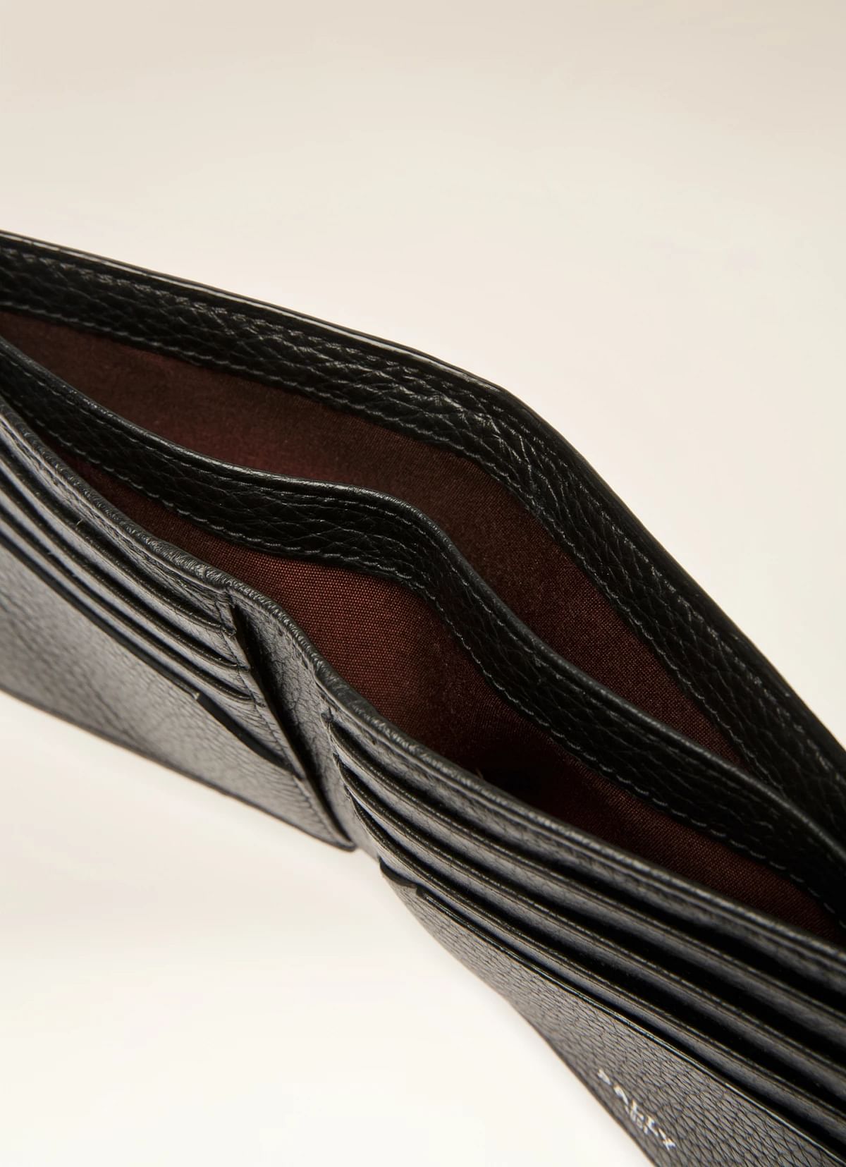 Scrasai Leather Wallet In Black