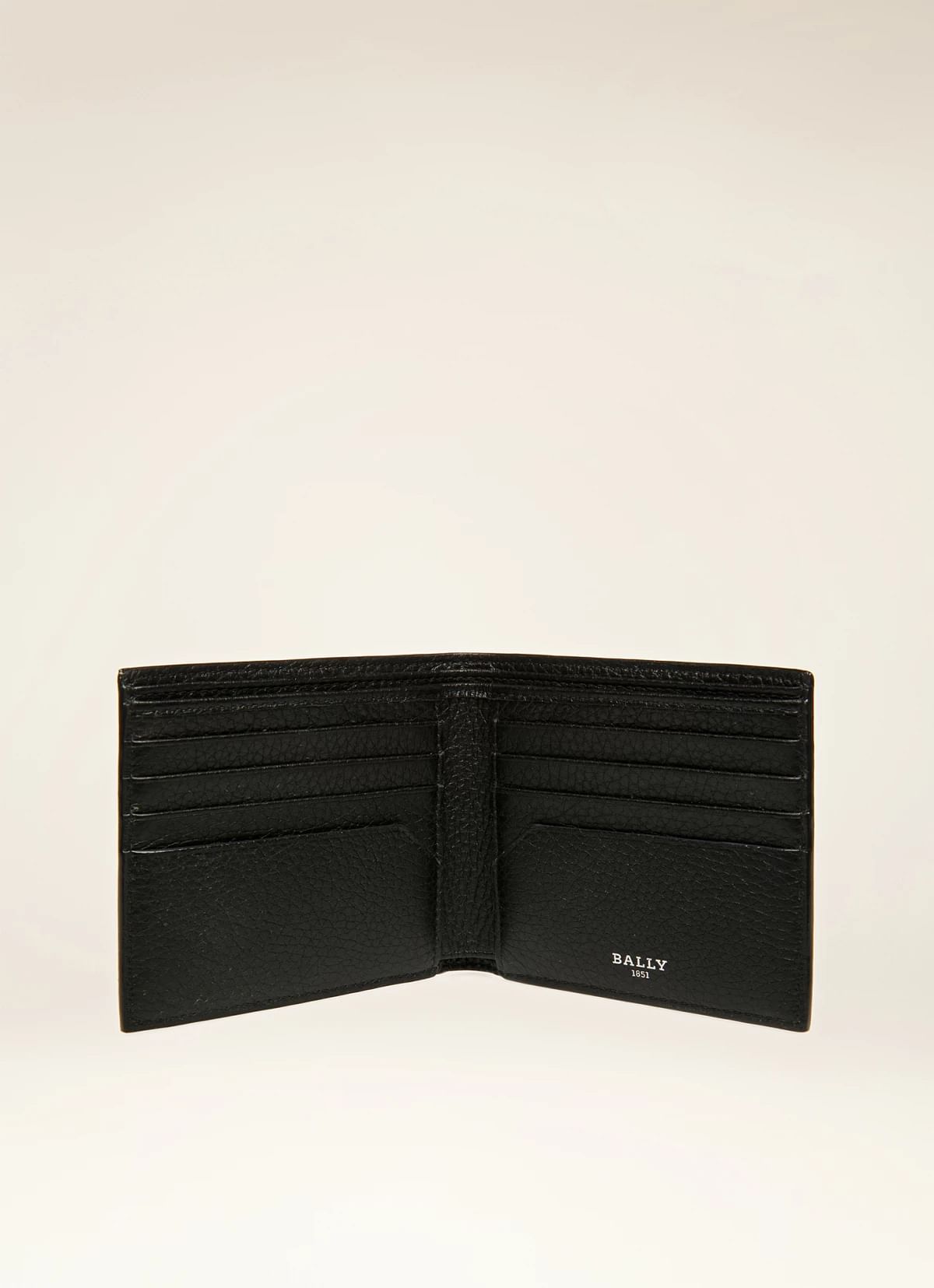 Scrasai Leather Wallet In Black