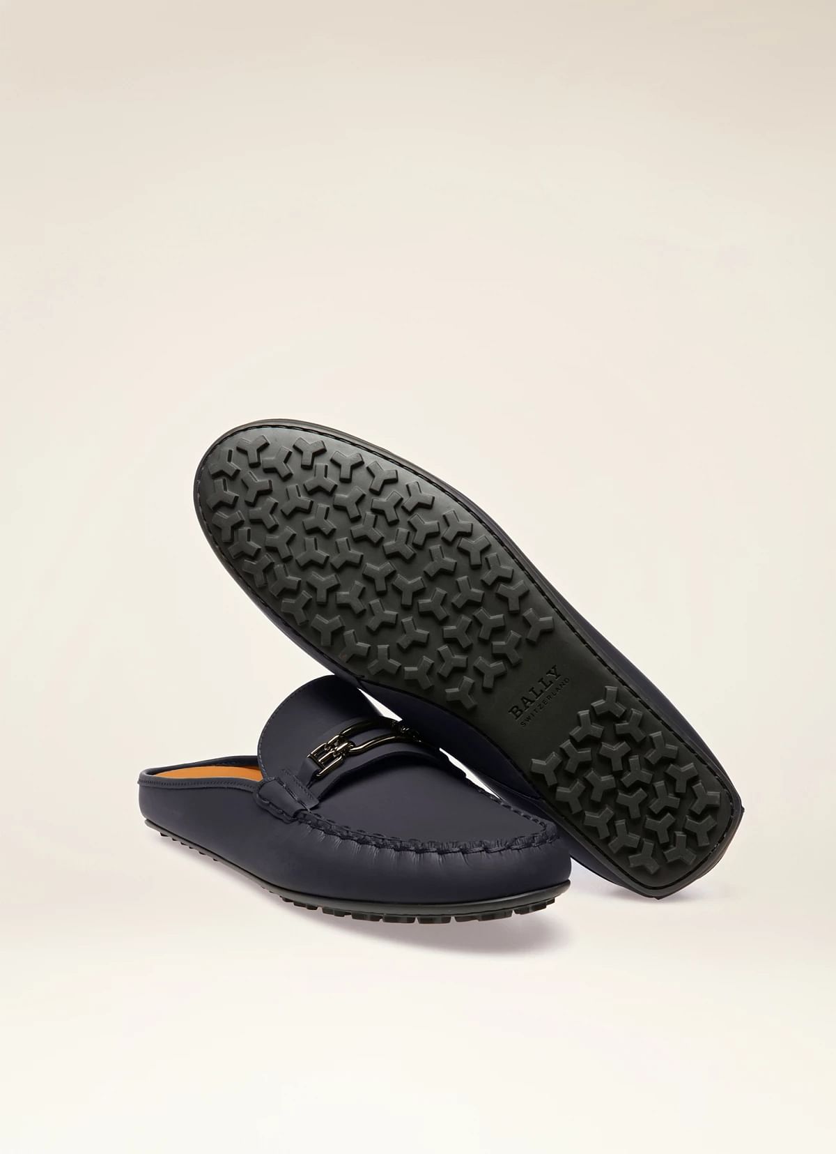 Vincel Leather Drivers