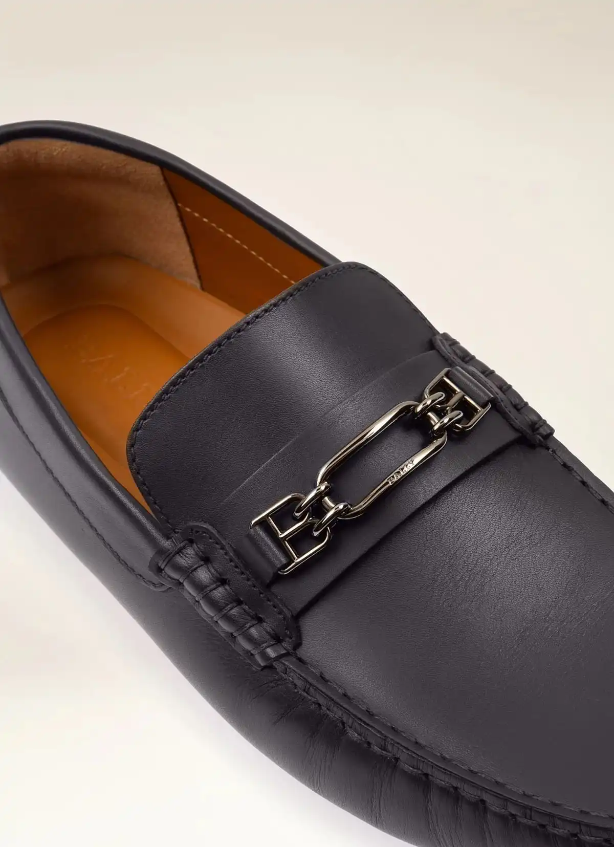 Philip Leather Drivers