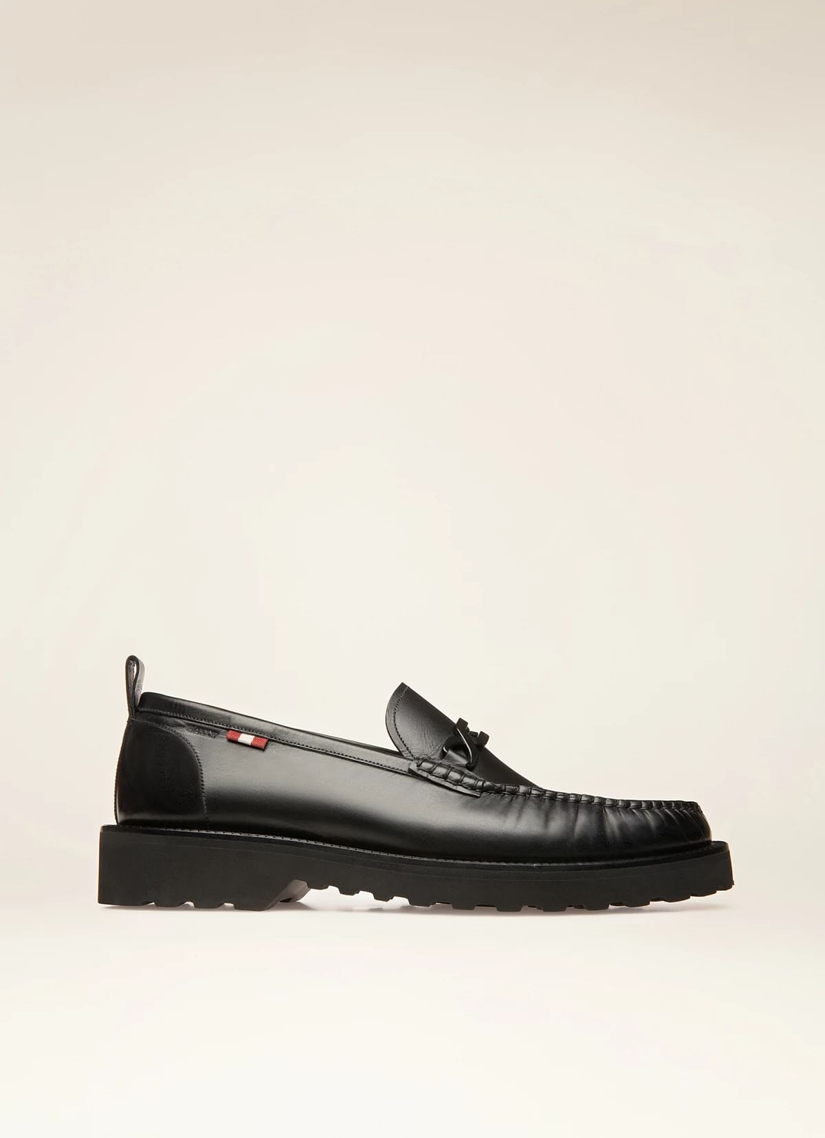 Novian Leather Moccassins
