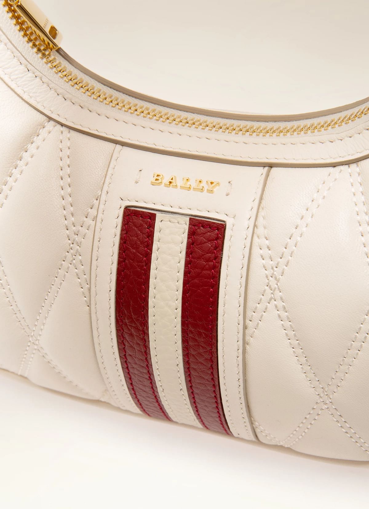 Deyr Crossbody Bag In Bone Leather