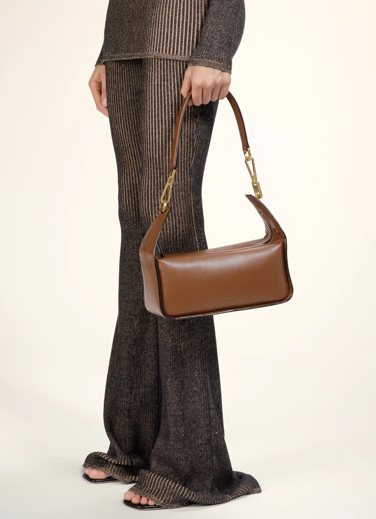 B-Hook Leather Shoulder Bag In Brown
