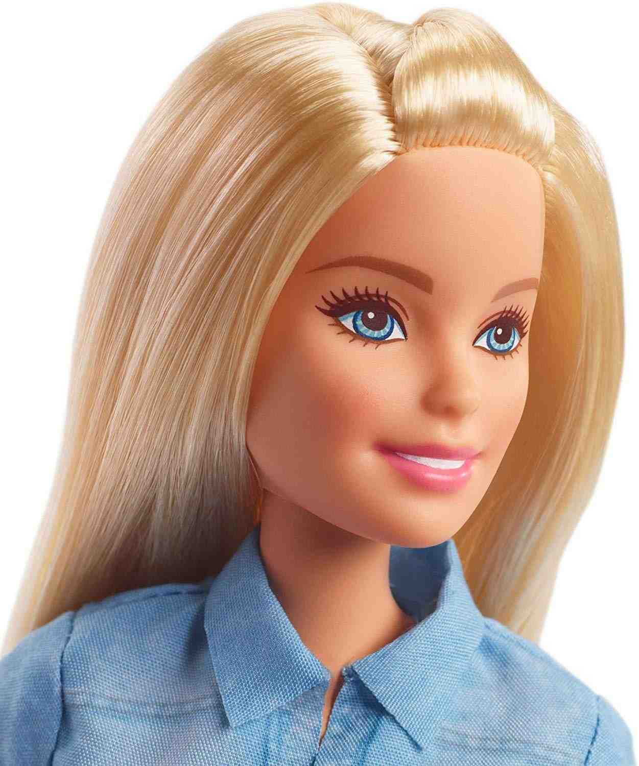 https://cdn.fynd.com/v2/falling-surf-7c8bb8/fyprod/wrkr/products/pictures/item/free/original/barbie/FWV25/1/q3EHelPc15-895783_2.jpg