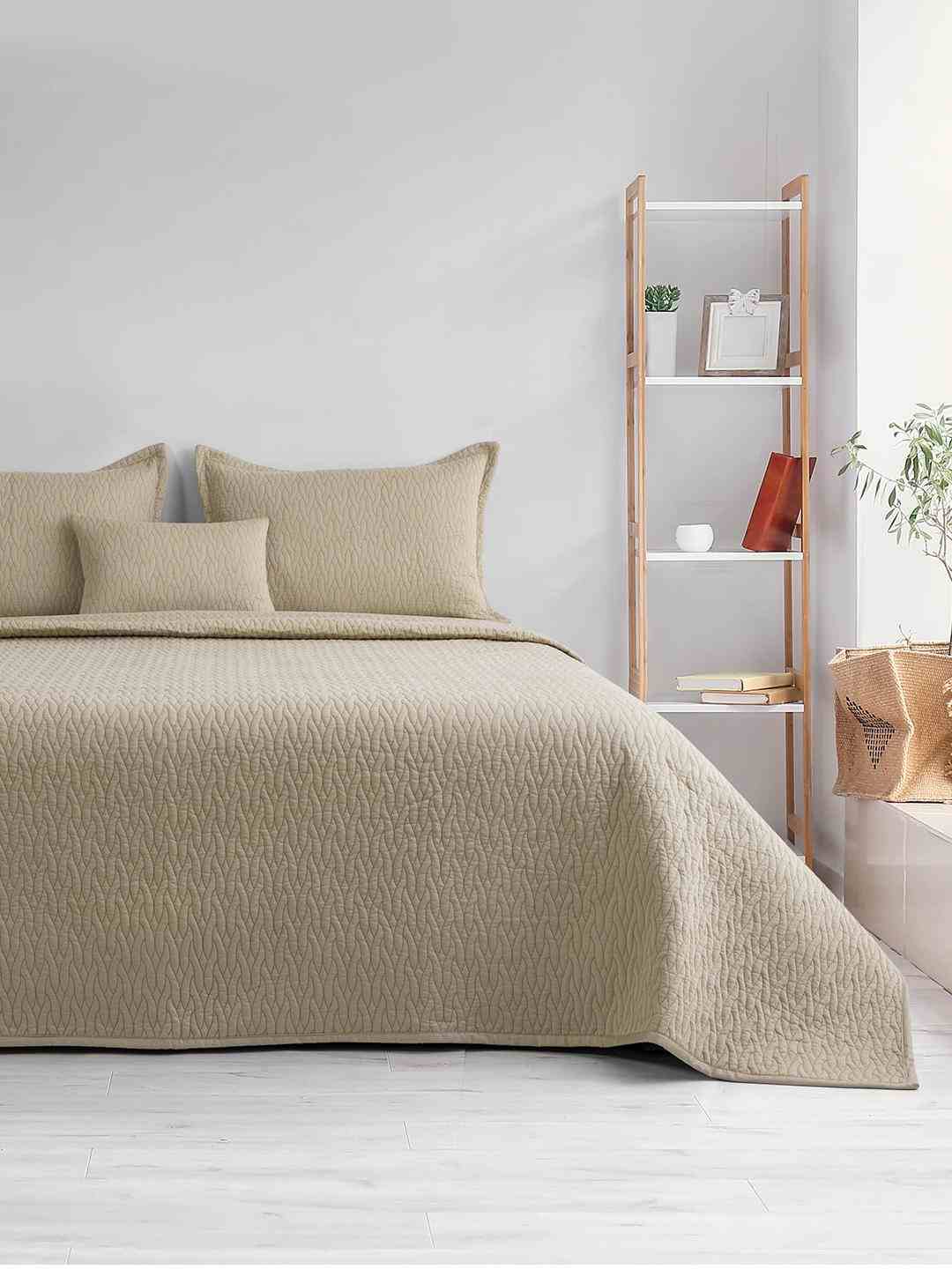 400TC 4 pcs Quilt set superspft fabric Bedspread by Desenhista