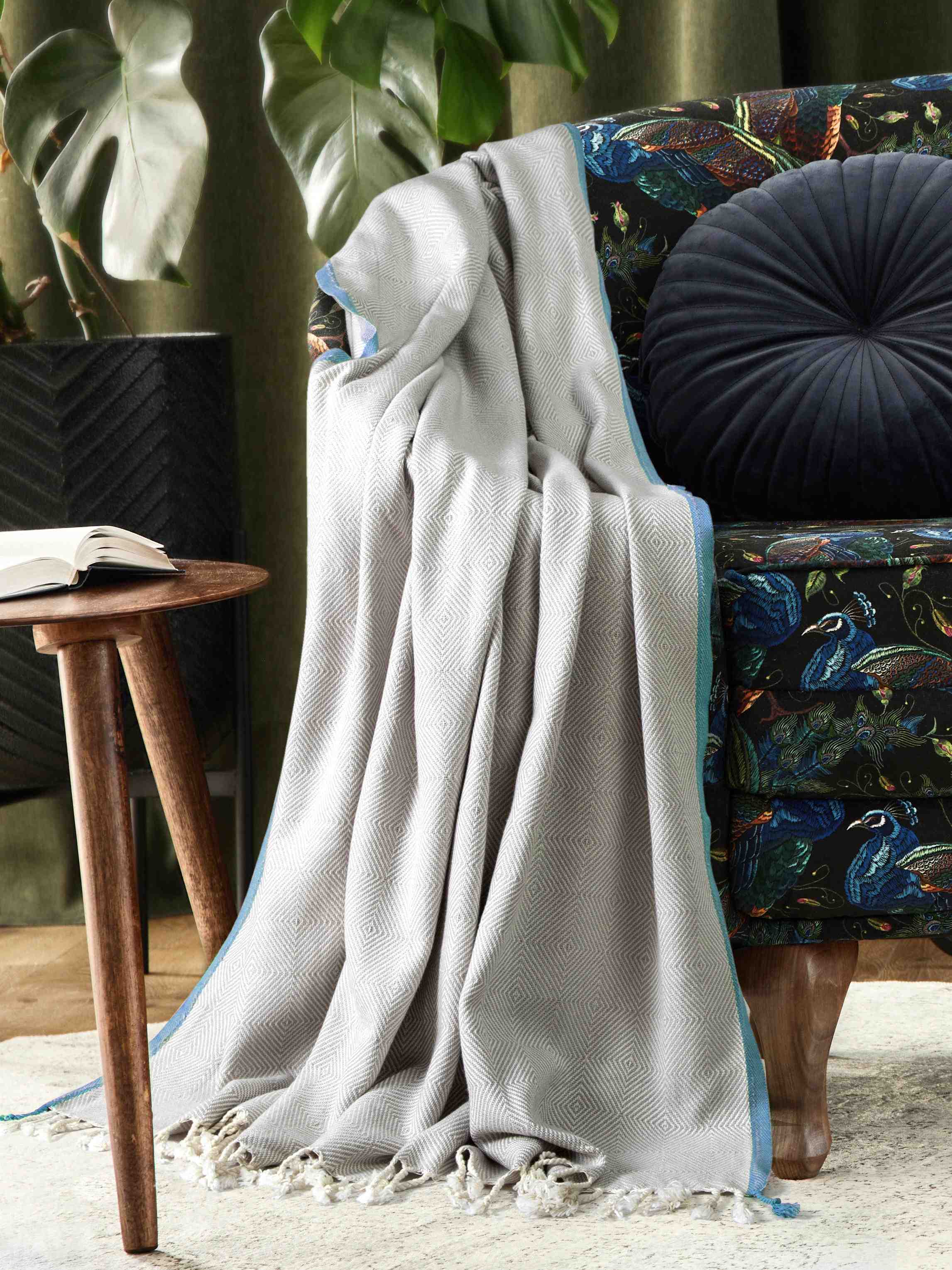 Bellagio Cotton Cashmere Blend Bed Throw (127cm x 152cm) Border Blue Color
