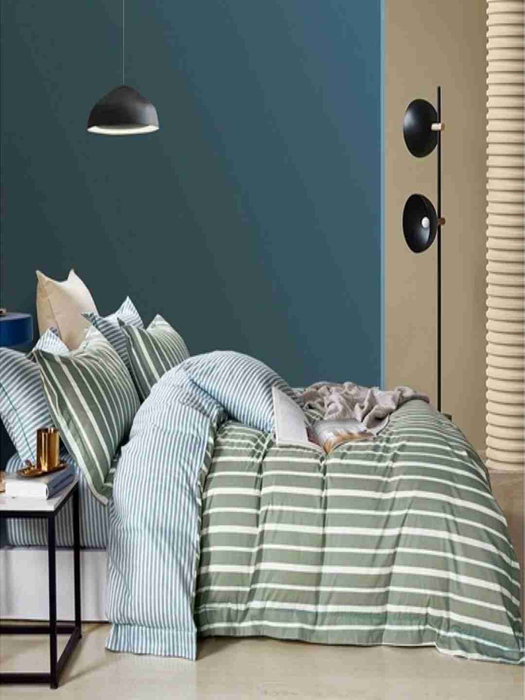 Shores' King Size Bedsheet