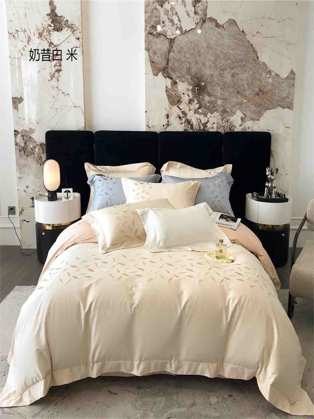 Apologue' Ivory Pure Cotton 4pc Comforter Set