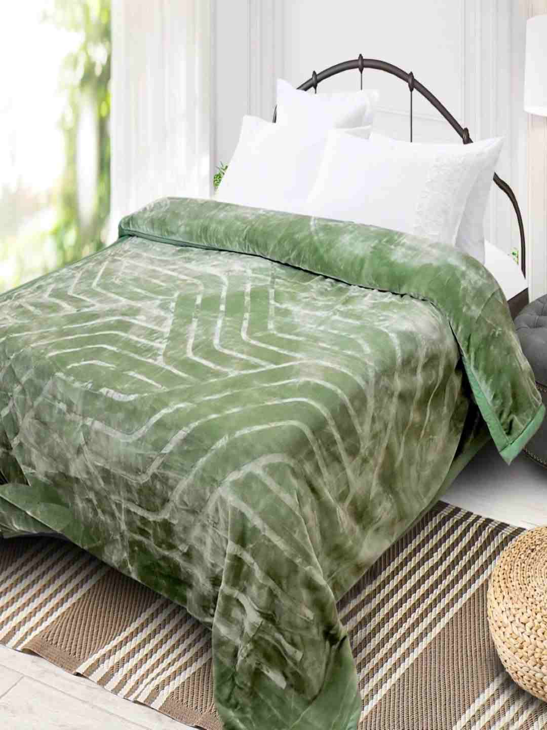 Nicole Green Solid Elegance Double Blanket