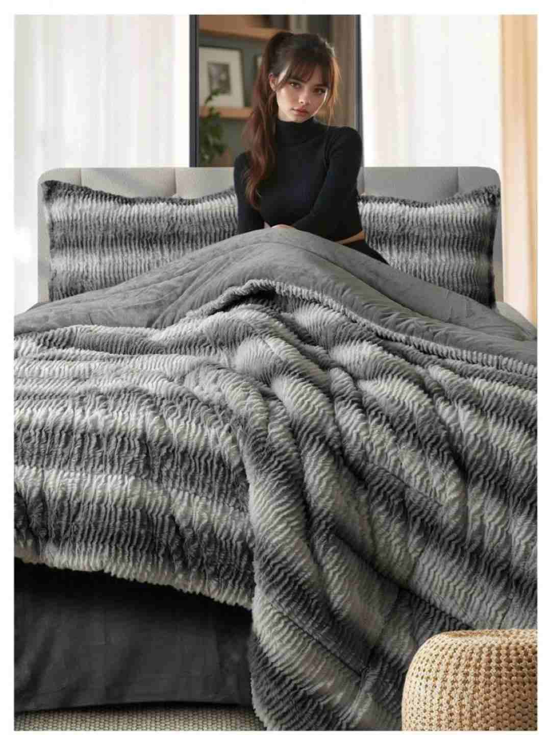 Debonair Light Grey Double Quilt(240x260cms)