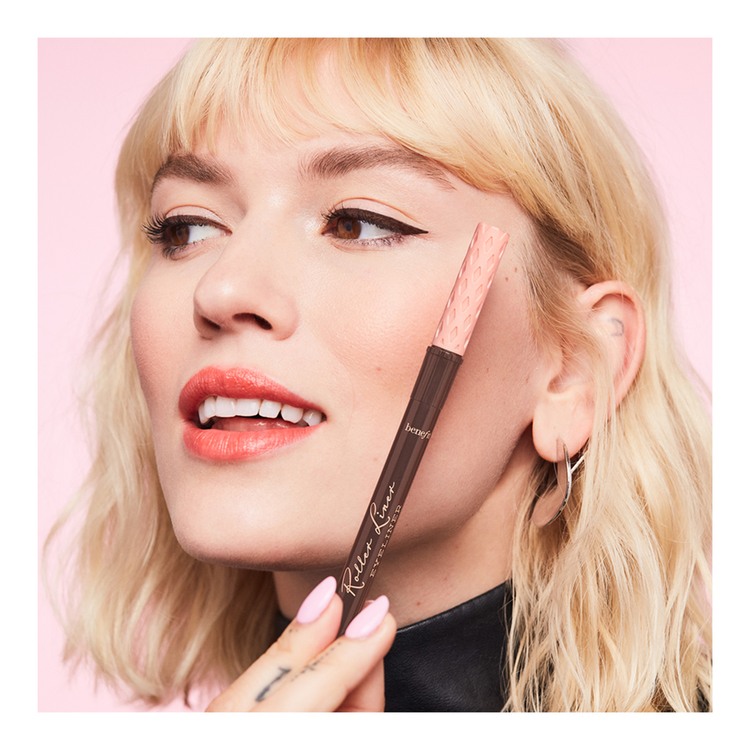 Roller Liner Brown Liquid Eyeliner • 1ml