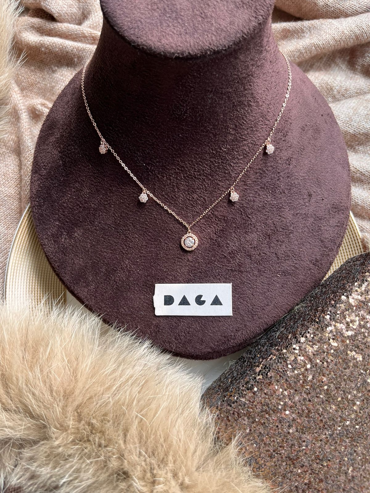 DAGA | R circular charm necklace undefined