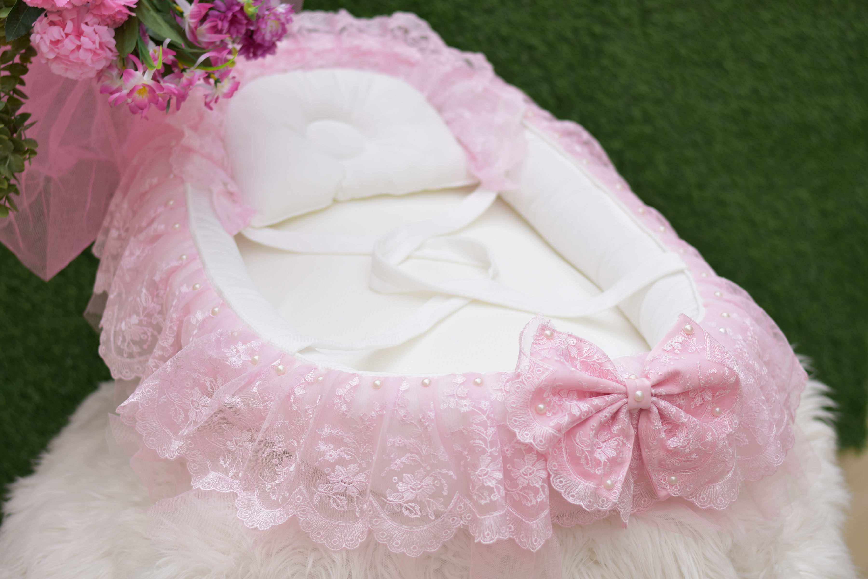 Hotbed Blush Classic Baby Nest