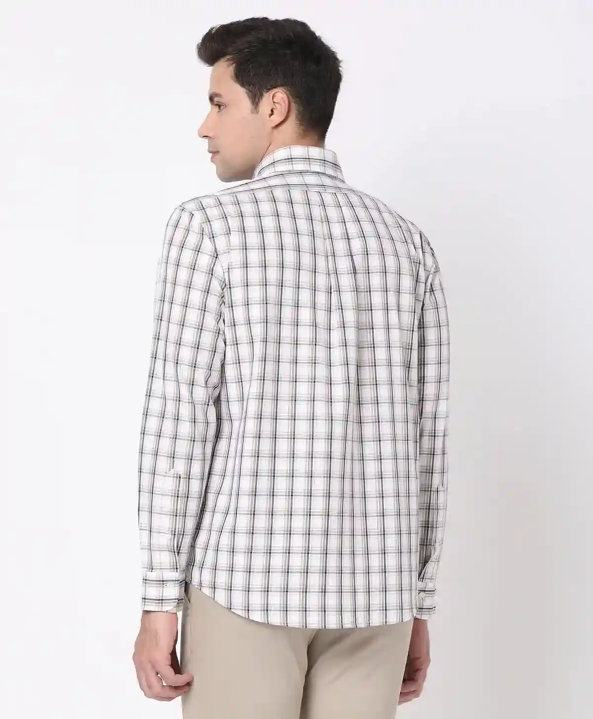 https://cdn.fynd.com/v2/falling-surf-7c8bb8/fyprod/wrkr/products/pictures/item/free/original/brooks-brothers/202200009_KHAKI/1/uRaEa_sQbY-410309766005_3_9941.webp