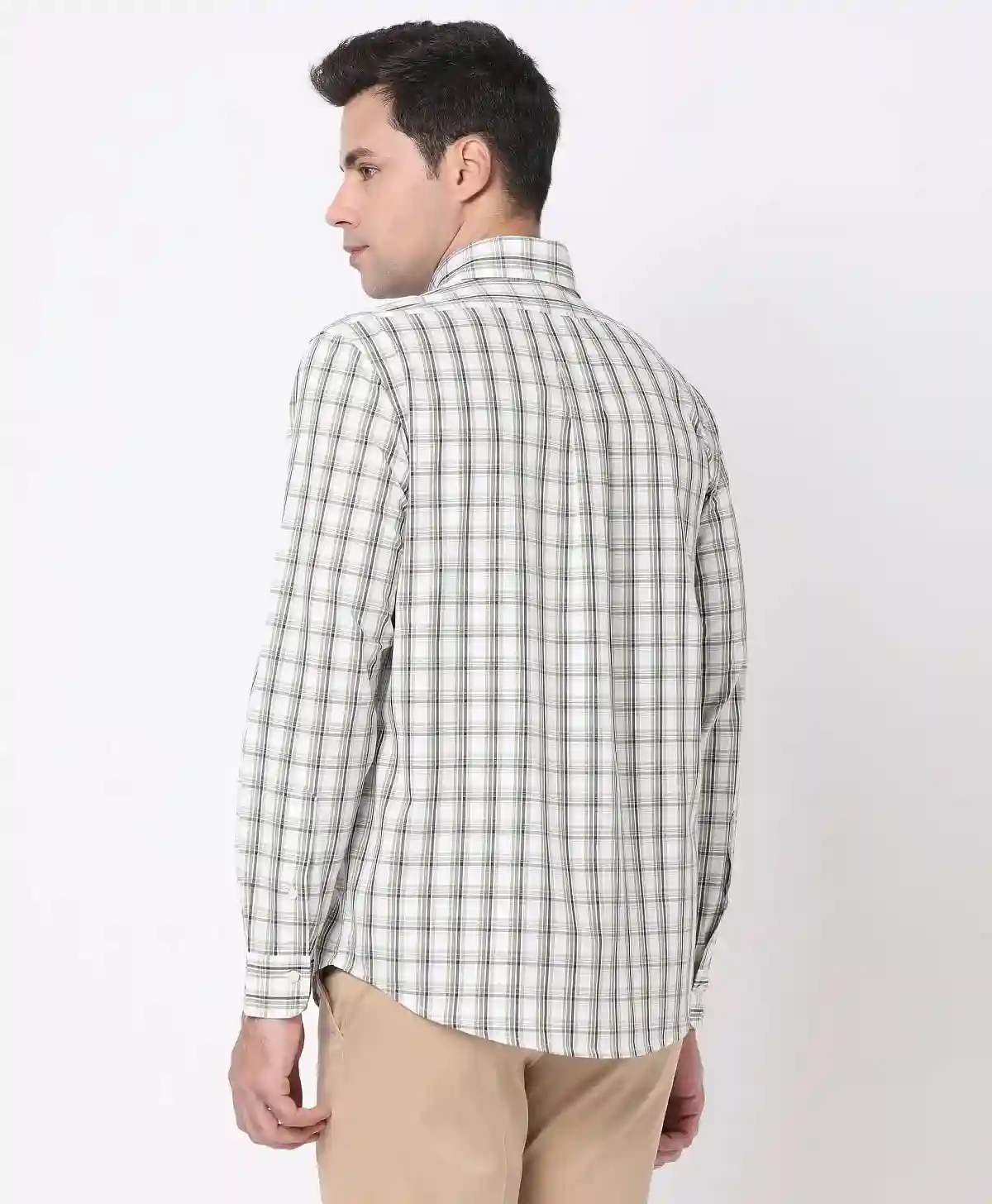 https://cdn.fynd.com/v2/falling-surf-7c8bb8/fyprod/wrkr/products/pictures/item/free/original/brooks-brothers/202200010_Green/1/GEjwXrpc-y-410309767005_3_6567.webp