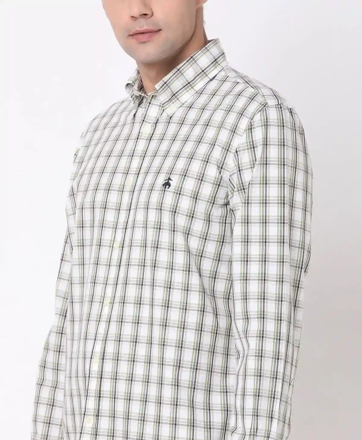 https://cdn.fynd.com/v2/falling-surf-7c8bb8/fyprod/wrkr/products/pictures/item/free/original/brooks-brothers/202200010_Green/2/-isyTVXJ2u-410309767005_4_4367.webp