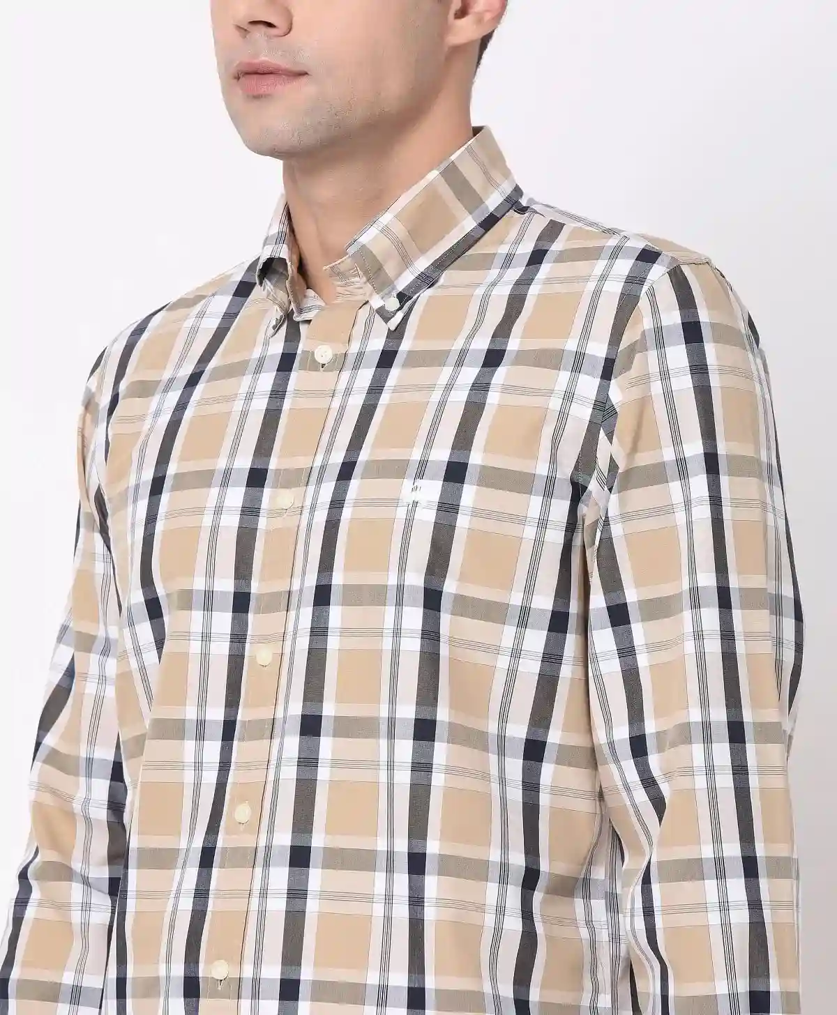 https://cdn.fynd.com/v2/falling-surf-7c8bb8/fyprod/wrkr/products/pictures/item/free/original/brooks-brothers/202200012_KHAKI/2/g9ViczyyQd-410309769005_4_8323.webp