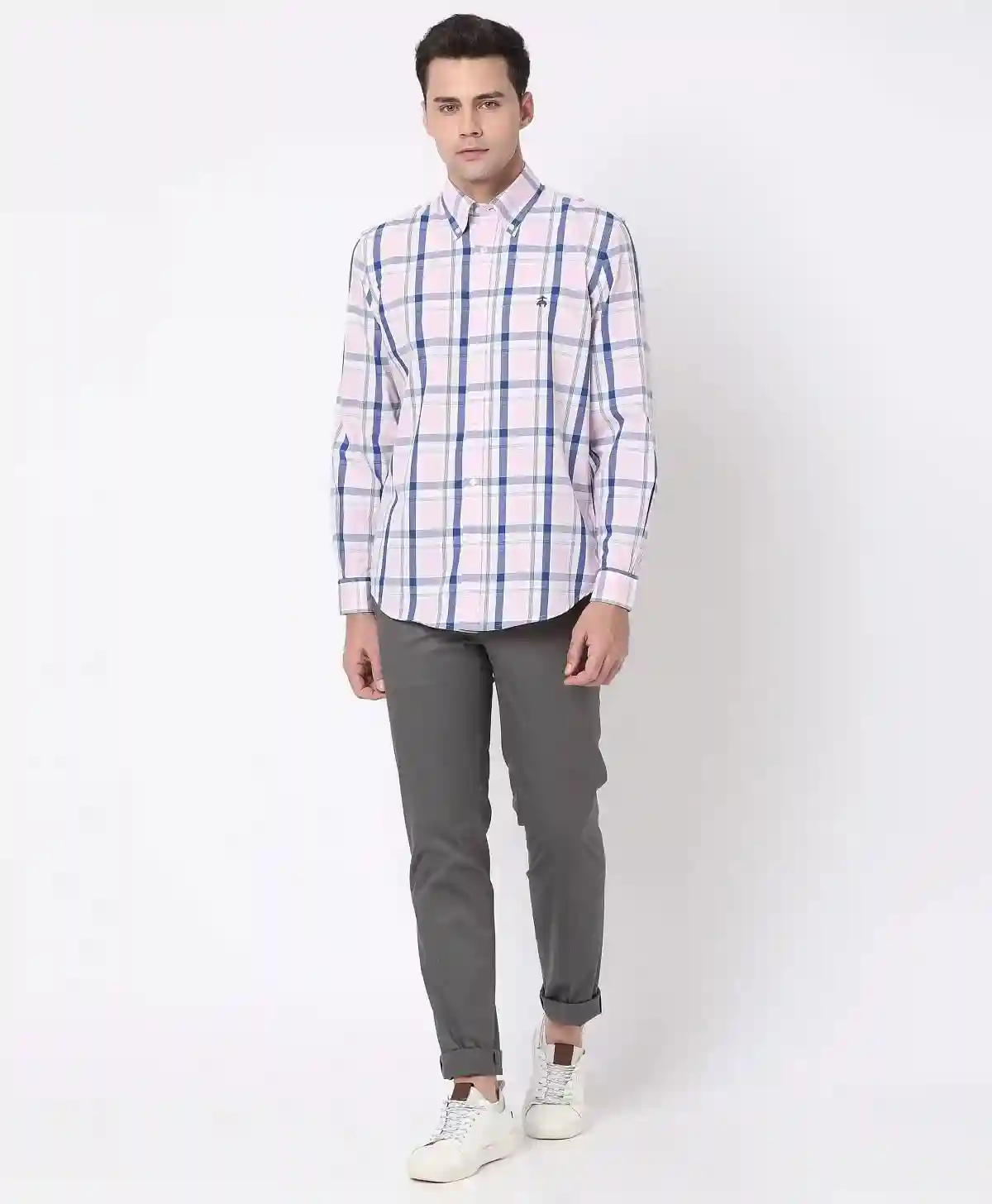 https://cdn.fynd.com/v2/falling-surf-7c8bb8/fyprod/wrkr/products/pictures/item/free/original/brooks-brothers/202200013_Pink/3/9rZaSj0Zsz-410309770005_5_8489.webp