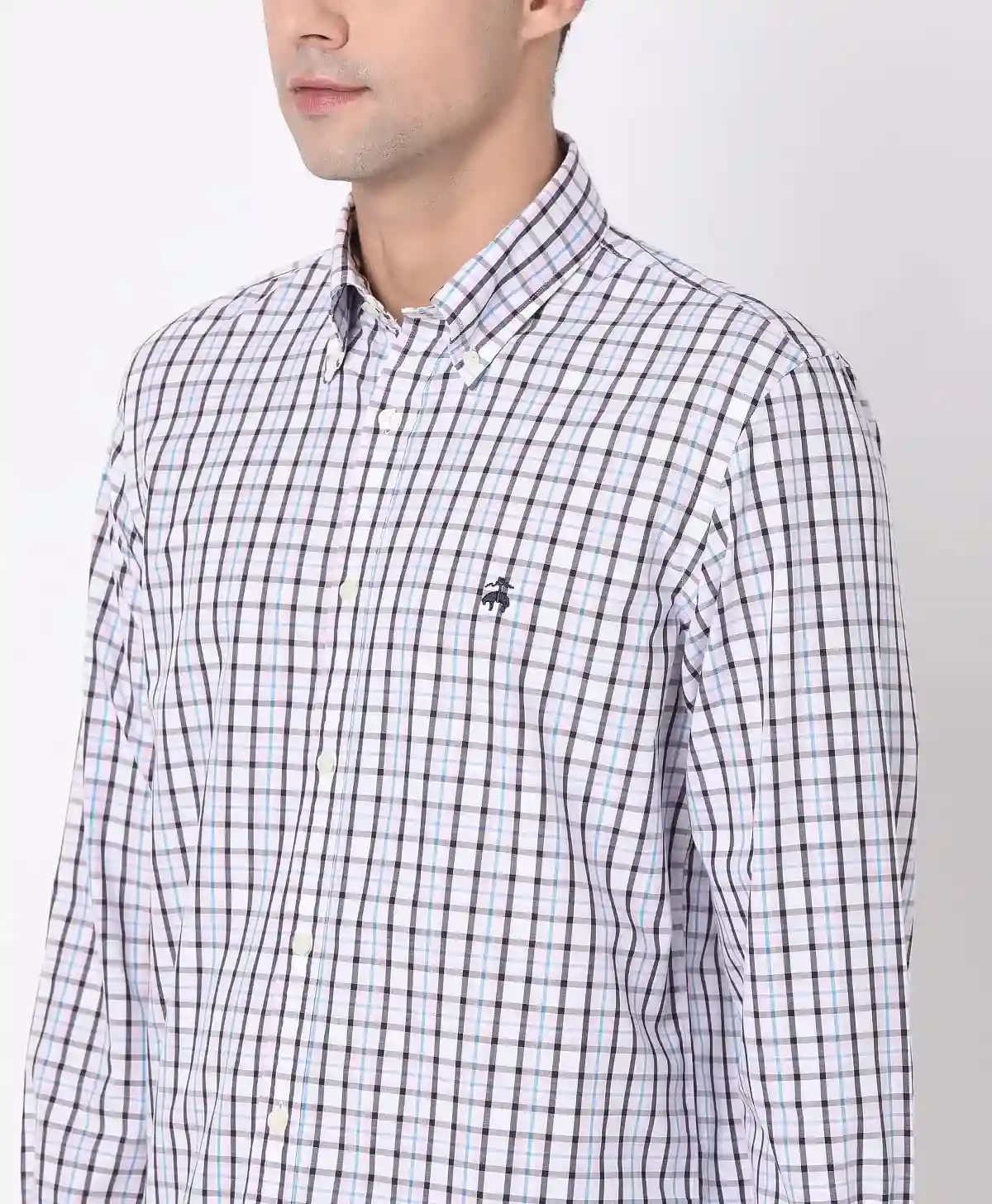 https://cdn.fynd.com/v2/falling-surf-7c8bb8/fyprod/wrkr/products/pictures/item/free/original/brooks-brothers/202200017_Pink/2/mMp3tTX1nO-410309774005_4_1290.webp