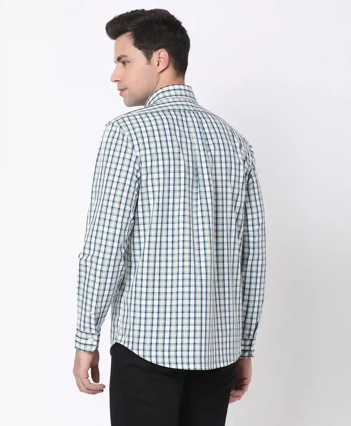 https://cdn.fynd.com/v2/falling-surf-7c8bb8/fyprod/wrkr/products/pictures/item/free/original/brooks-brothers/202200018_LIGHT-BLUE/1/KZccPyq2Dl-410309775005_3_6887.webp