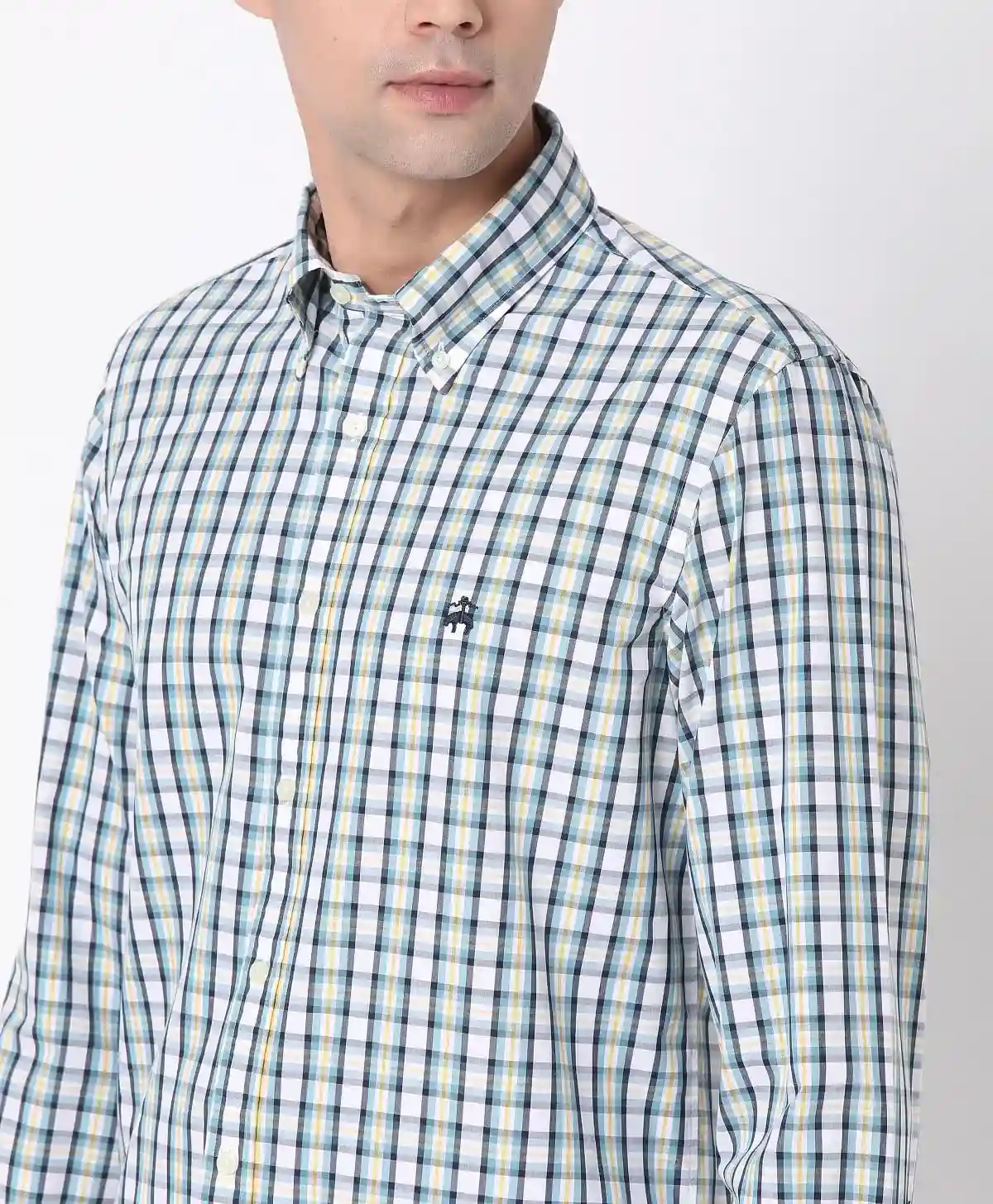https://cdn.fynd.com/v2/falling-surf-7c8bb8/fyprod/wrkr/products/pictures/item/free/original/brooks-brothers/202200018_LIGHT-BLUE/2/dlilIvsLF7-410309775005_4_2575.webp