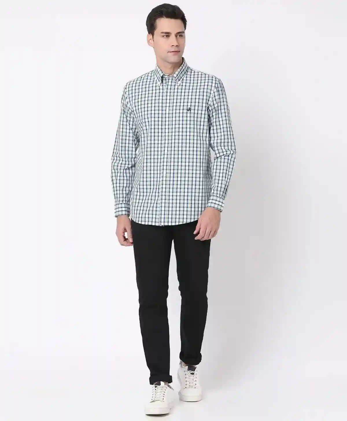 https://cdn.fynd.com/v2/falling-surf-7c8bb8/fyprod/wrkr/products/pictures/item/free/original/brooks-brothers/202200018_LIGHT-BLUE/3/JAktXKmuig-410309775005_5_7063.webp