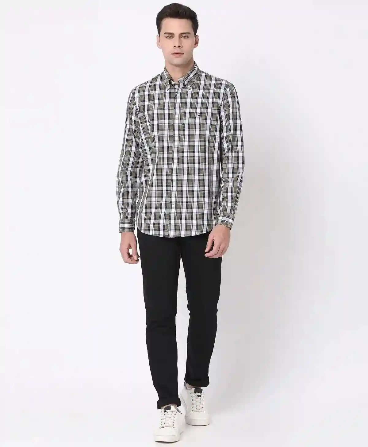 https://cdn.fynd.com/v2/falling-surf-7c8bb8/fyprod/wrkr/products/pictures/item/free/original/brooks-brothers/202200024_KHAKI/3/iRDoNyga6P-410309781005_5_4514.webp