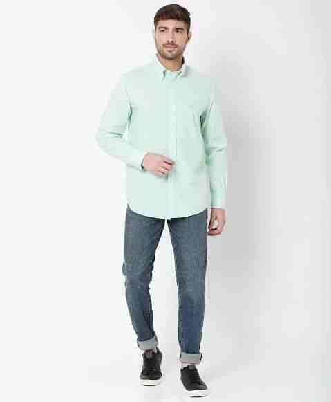 Regular Finish Broadcloth Polo Button-Down Collar Solid Regular Fit Sport Shirt