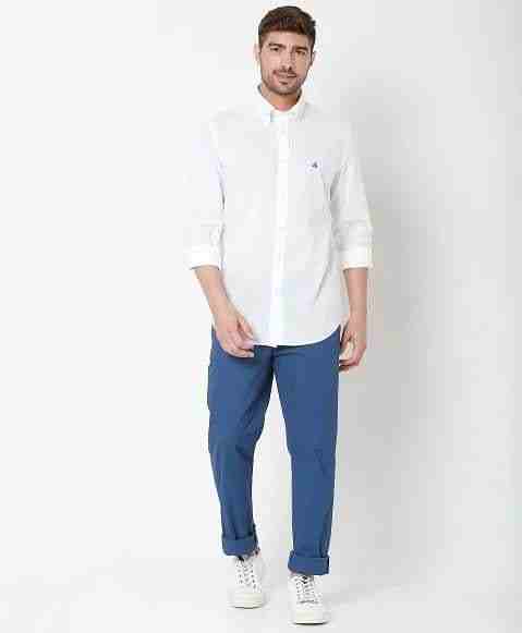 Regular Finish Broadcloth Polo Button-Down Collar Solid Regular Fit Sport Shirt