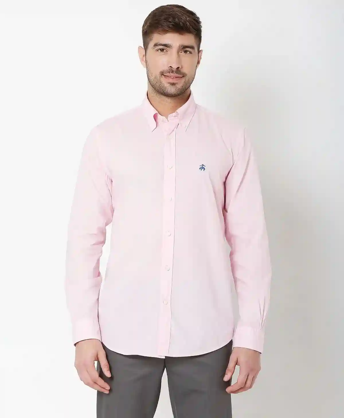 https://cdn.fynd.com/v2/falling-surf-7c8bb8/fyprod/wrkr/products/pictures/item/free/original/brooks-brothers/202200028_LIGHT-PINK/5/-ClFeigsVX-410309785005_6_3586.webp