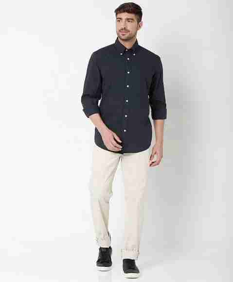 Regular Finish Broadcloth Polo Button-Down Collar Solid Regular Fit Sport Shirt