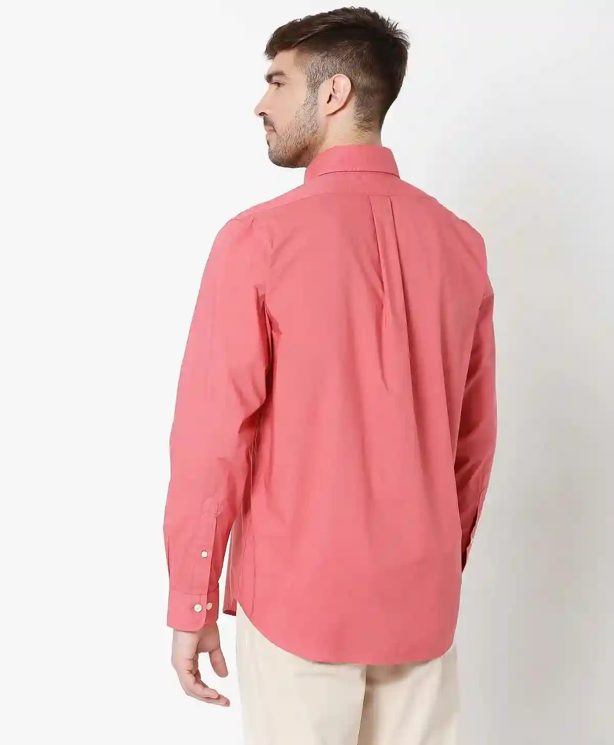 https://cdn.fynd.com/v2/falling-surf-7c8bb8/fyprod/wrkr/products/pictures/item/free/original/brooks-brothers/202200031_RACING-RED/2/16nzz_5xj5-410309788005_3_6555.webp