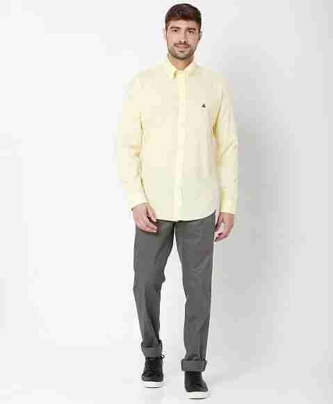 Regular Finish Broadcloth Polo Button-Down Collar Solid Regular Fit Sport Shirt