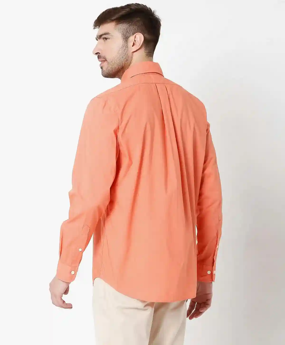 https://cdn.fynd.com/v2/falling-surf-7c8bb8/fyprod/wrkr/products/pictures/item/free/original/brooks-brothers/202200036_CRABAPPLE-RED/1/T9ilUInYhT-410309793005_2_5520.webp