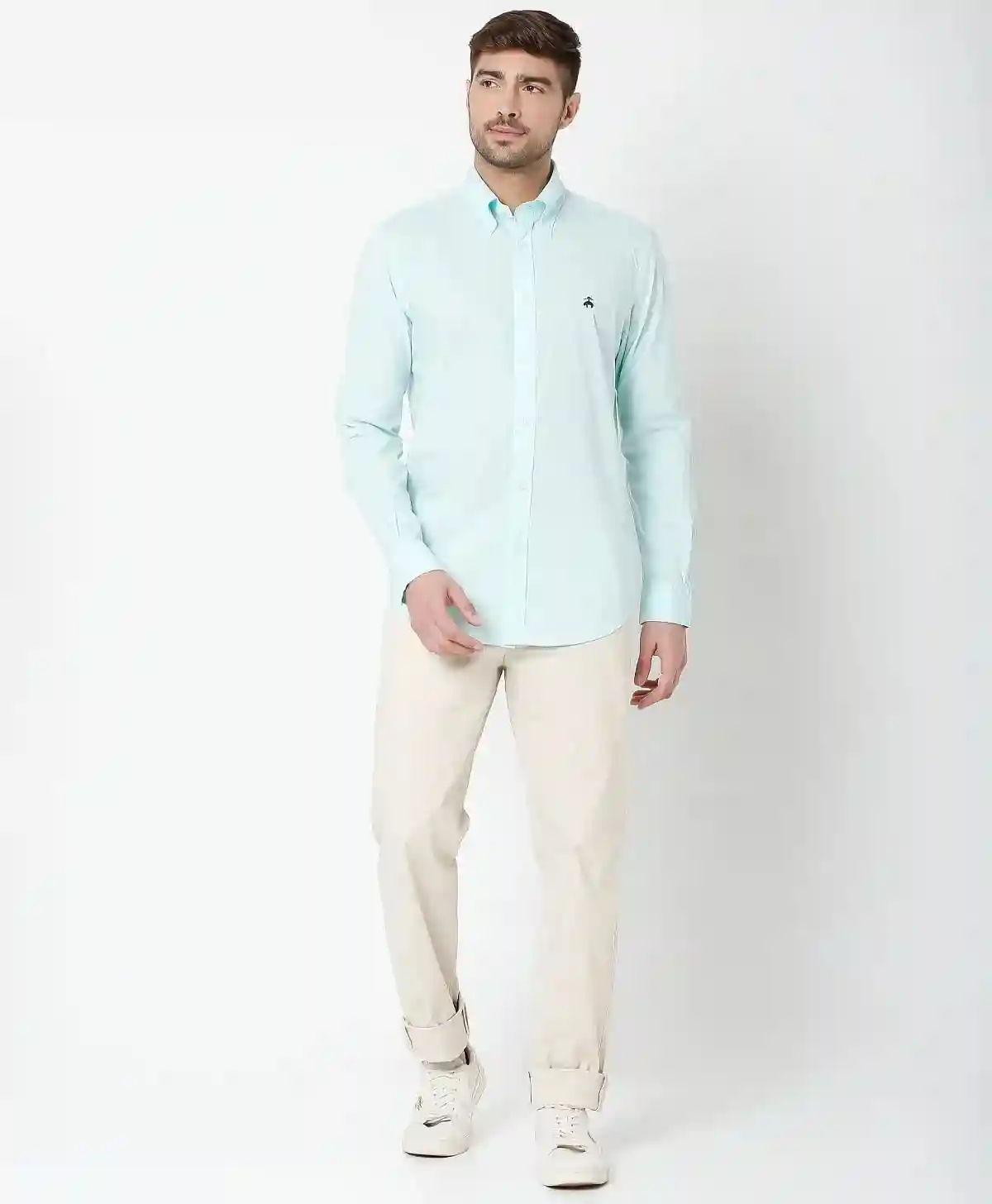 https://cdn.fynd.com/v2/falling-surf-7c8bb8/fyprod/wrkr/products/pictures/item/free/original/brooks-brothers/202200037_CANAL-BLUE/4/6u3sJw0sK5-410309794005_5_7420.webp