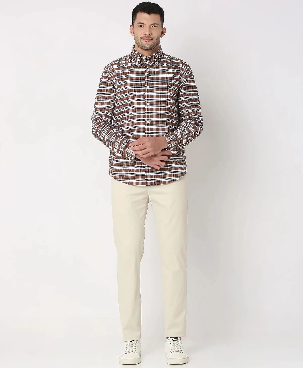 https://cdn.fynd.com/v2/falling-surf-7c8bb8/fyprod/wrkr/products/pictures/item/free/original/brooks-brothers/202200043_BROWN/4/NI2JCF7ySV-410366262005_5_5741.webp